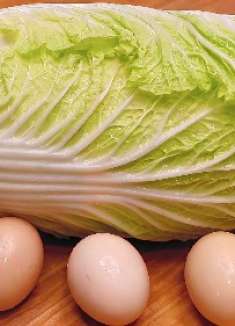 一颗白菜加3个鸡蛋，简单一做，营养美味