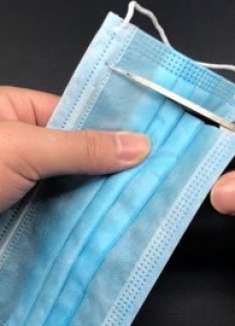 家里有一次性口罩看看，剪一剪放在家里，作用太厉害，家家用得到