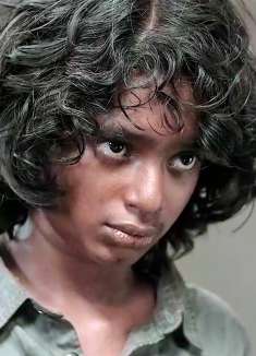 男孩从小喜欢收集动物头颅，长大竟成了变态杀人魔