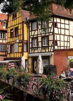 法国童话小镇：科尔马