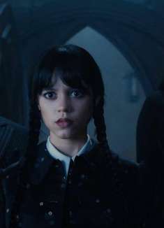 Netflix 六连冠美剧，「星期三」影视混剪