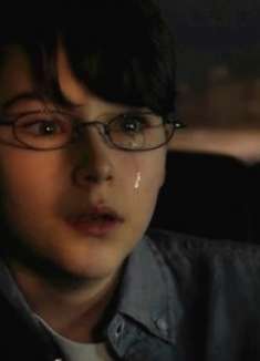 醉酒老妈高速路逆行狂飙，儿子后座吓得大哭，惨剧发生了