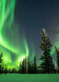 「8K 极光盛宴」穷极一生做不完一场梦