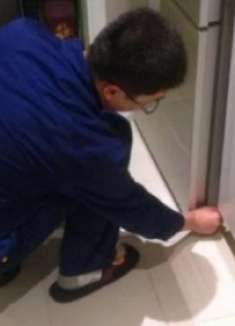 家里的蟑螂又出现了！墙角放点它，实用简单很高效