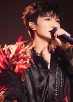 从草根到顶流！周深凭一喉之力震撼全球，听醉上亿粉丝