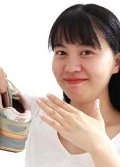 天气热，鞋子又臭又难闻，不用费劲洗，轻松喷一下，穿一天都不臭