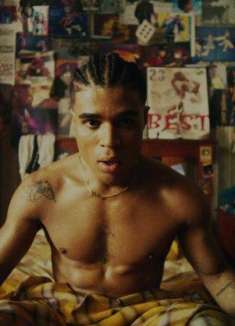 澳洲讽刺说唱 MV，不要成为那个「刻板的人」