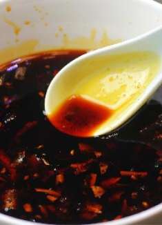 商用红油的做法，教你详细配方，色泽红润，学会能开店