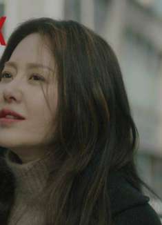 「妳的倒影」预告，认为世界即地狱的女子