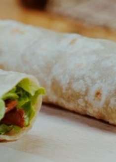 营养美味烤里脊肉全麦卷饼