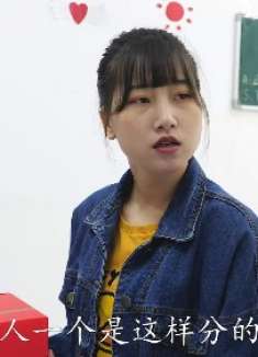 奥特曼真人版：2人抢盲盒，奥特曼将其变走，这个方法怎么样？