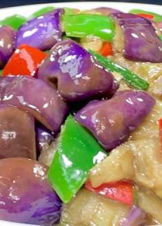 炒茄子不要过油，也不要焯水，多加这一步，茄子鲜嫩多汁不油腻