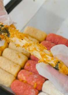 自制网红奶酥卷，酥软香甜，长长的拉丝，好吃又好玩