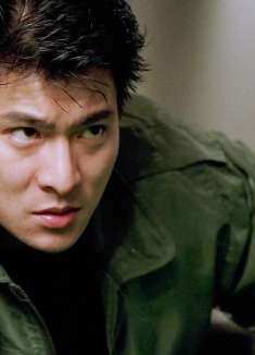 至尊无上：小伙与仇家相遇，谁知仇家竟想收买自己