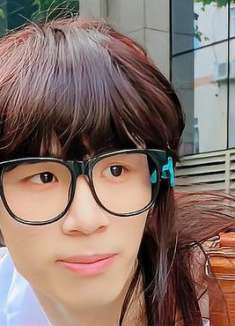 谁能拒绝一双红色帆布鞋呢？