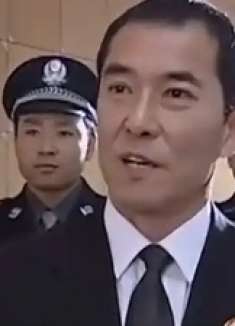 执行局长：嚣张老板欠钱不还，以为有市长撑腰，局长一招让他秒怂