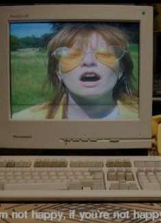 迎接秋日阳光：Orla Gartland 新单「Codependency」MV