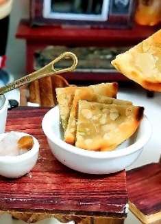 迷你厨房教你葱油饼的做法，酥脆掉渣，咸香味美，成本不到1元元