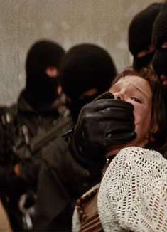 这个杀手不太冷：就抓个小女孩，有必要出动这么多人嘛！