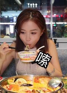 一大锅的mama面，简直可以让冬阴功爱好者尖叫！