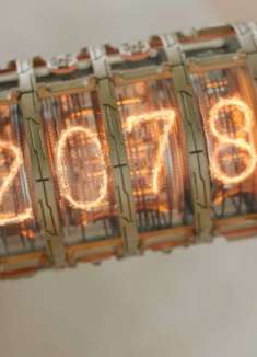 穿越去未来，是选择金钱还是爱情？