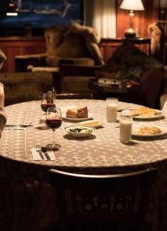 冰雪系恐怖片「乡间小屋」如何营造恐怖氛围