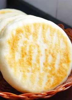 美食分享：面粉不要蒸馒头了外酥里软馅香甜，真好吃