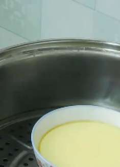 最嫩最香的鸡蛋羹怎么做呢？只要学会这3点，又滑又嫩无蜂窝