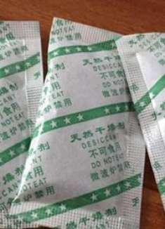 食品中的干燥剂半包也别扔，这个妙用特别值钱，回家抓紧找找