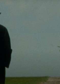 胶片感复古 MV，安静的另类摇滚