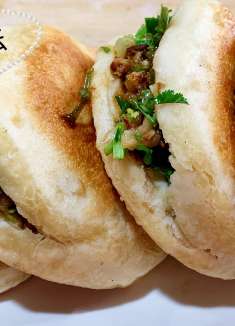 肉夹馍最详细做法，从和面到卤肉，饼香肉嫩，做法简单家常