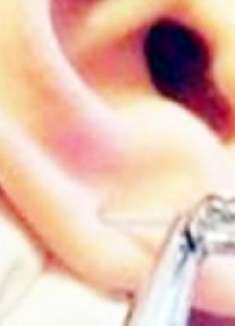 原来自己在家打耳洞这么简单，省钱省事，看完记得告诉朋友哦！