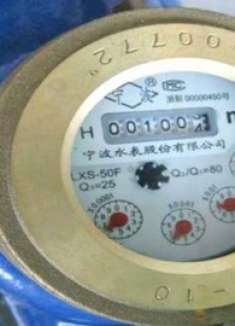 每月水费翻倍交？用根绳子教你省水技巧，每月能省不少钱