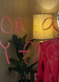 一部黑暗的个人史诗，「小丑」的悲剧人生