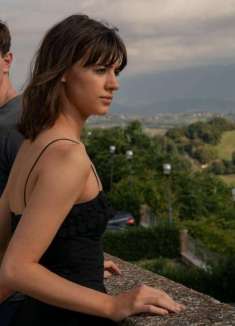 世界这么大，能慰藉我的却唯有你：正常人