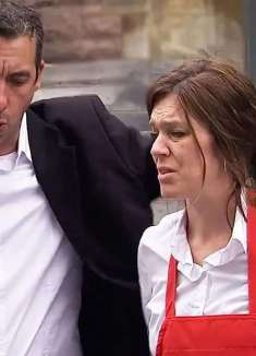 钓鱼钓到活人一枚，这是把我当哪国人整？