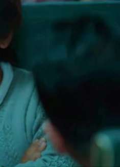 搞笑：火车经典影视，男人敢在二哥面前动手，这段真是笑疯了