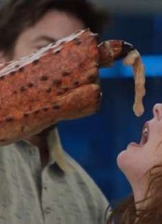 男子变异成螃蟹人，身体器官离谱，最后却找到了构造契合的女友