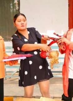 短剧:欢欢惹怒王二蛋,王二蛋怀恨在心诬陷欢欢,奸计会得逞么?