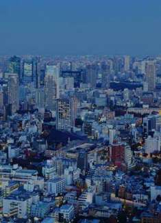 纯净锐利，东京夜雨延时摄影