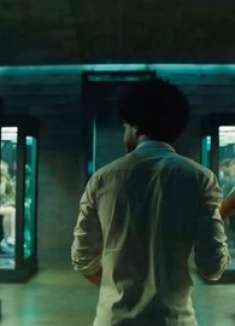 男子误入密室，发现无数活尸，人类竟是高级生物圈养的食物