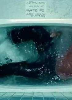 男人用七秒结束了自己生命，却在同时拯救了七个人