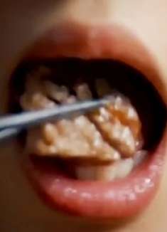 一块牛肉下肚，竟让韩国爆发丧尸病毒，一部警醒世人的韩国电影！