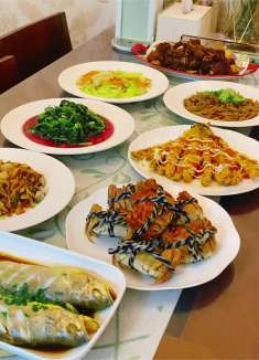 中秋佳节，全职主妇做了8道菜，有鱼有肉有海鲜，太好吃了