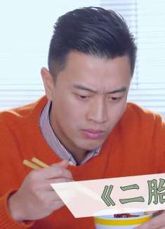 亲妈炒菜放辣椒，儿子吃后大发雷霆，得知原因后泪目了！