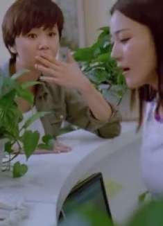 车在囧途：小莲帮伊容回怼客服，自我介绍后俩人发现是熟人