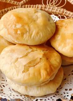 糖馅小酥饼的老式做法：糖心香甜，个个酥到掉渣