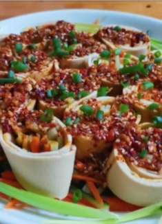 饭店卖28元的“三丝卷”，吃一次就想吃，清脆爽口在家也能做