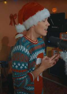 勒罗伊深情翻唱圣诞歌曲