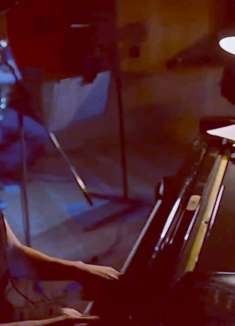 胆小者看的恐怖电影：9分钟带你看完美国恐怖电影《黑暗之中》